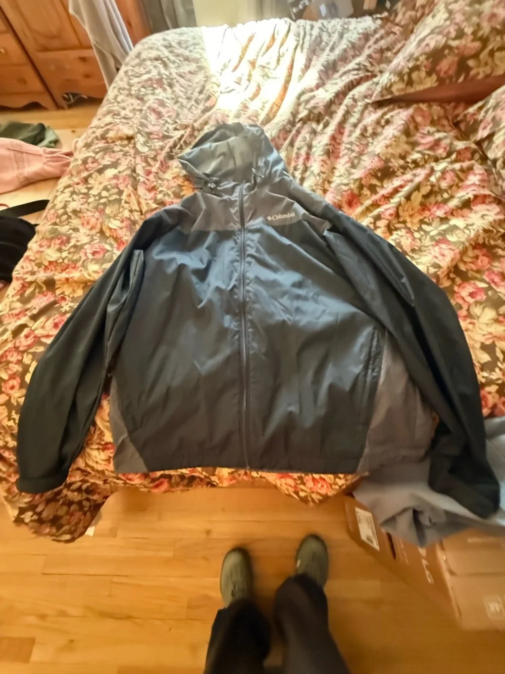 Columbia Black/Gray Hooded windbreaker Mens Large. Excellent used condition - Picture 6 of 6